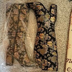 Kenneth Cole Reaction Time To Step Brocade Knee High Boots Size 10 NWT